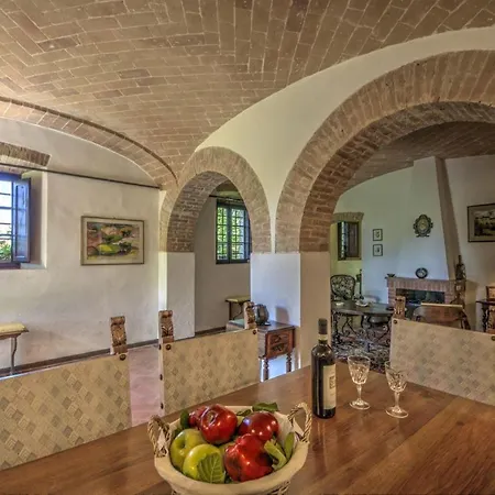San Michele Vila